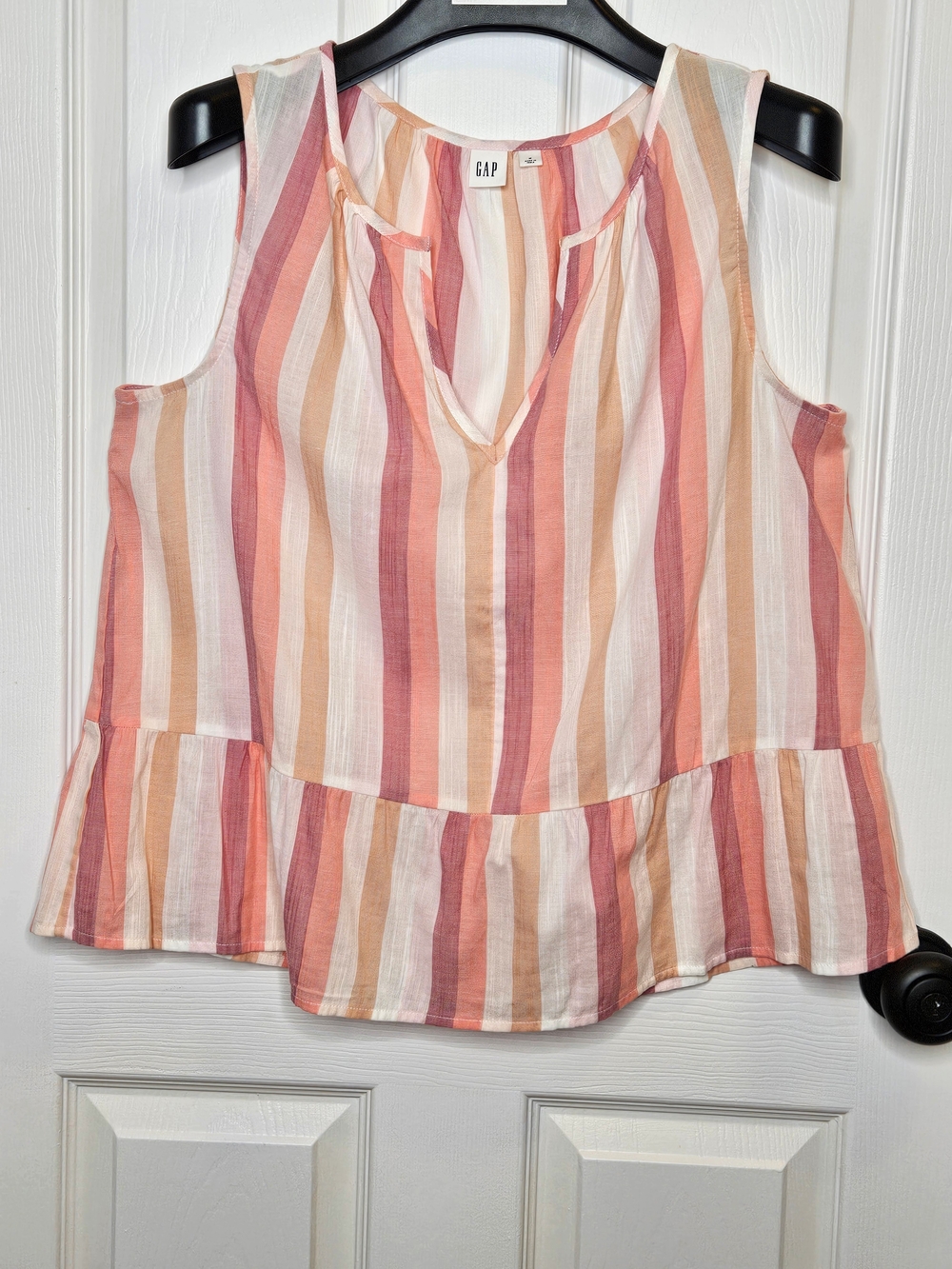 GAP Sleeveless Peplum Top Size M Striped Pink Peach Cream Relaxed Fit